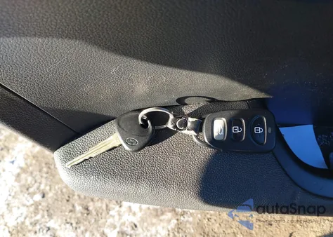 2019 Hyundai Elantra Se z USA, uszkodzony, nr VIN 5NPD74LF7KH430909